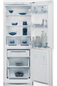 Холодильник с морозильной камерой Indesit BIAA 16 NF