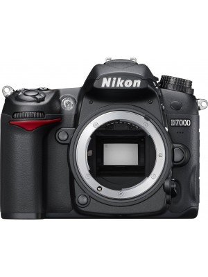 Зеркальный фотоаппарат Nikon D7000 body