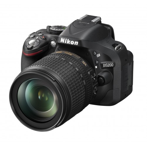 Зеркальный фотоаппарат Nikon D5200 Kit (18-105 VR)
