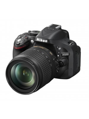 Зеркальный фотоаппарат Nikon D5200 Kit (18-105 VR)