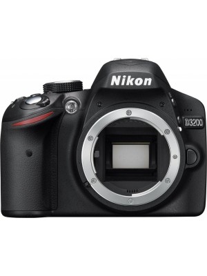 Зеркальный фотоаппарат Nikon D3200 body