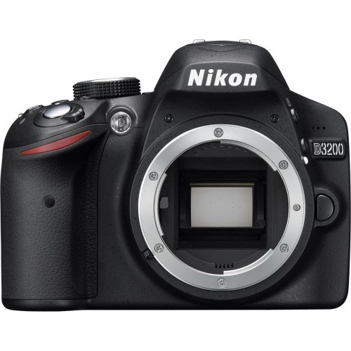 Зеркальный фотоаппарат Nikon D3200 body