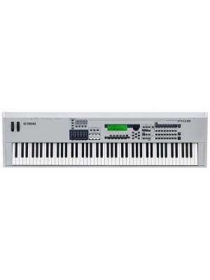 Синтезатор Yamaha MO8