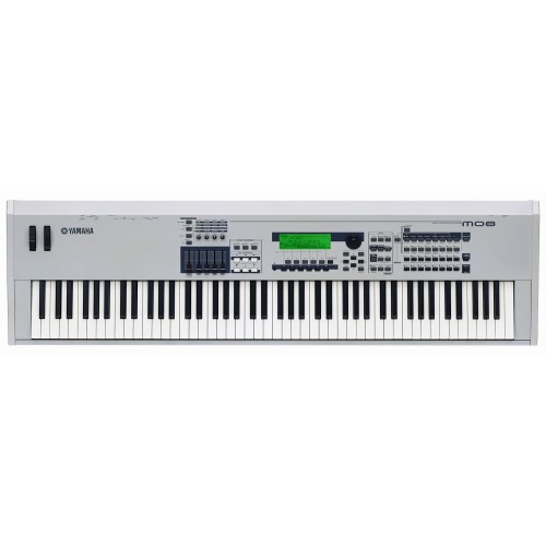 Синтезатор Yamaha MO8