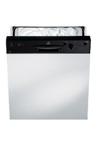 Посудомоечная машина Indesit DPG 15 BK